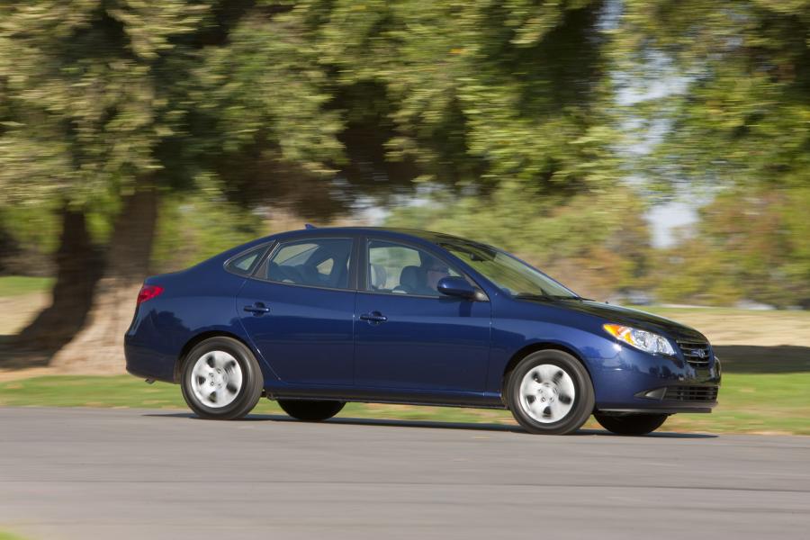  Hyundai Elantra Blue 2010 года  (фото 27 из 32)